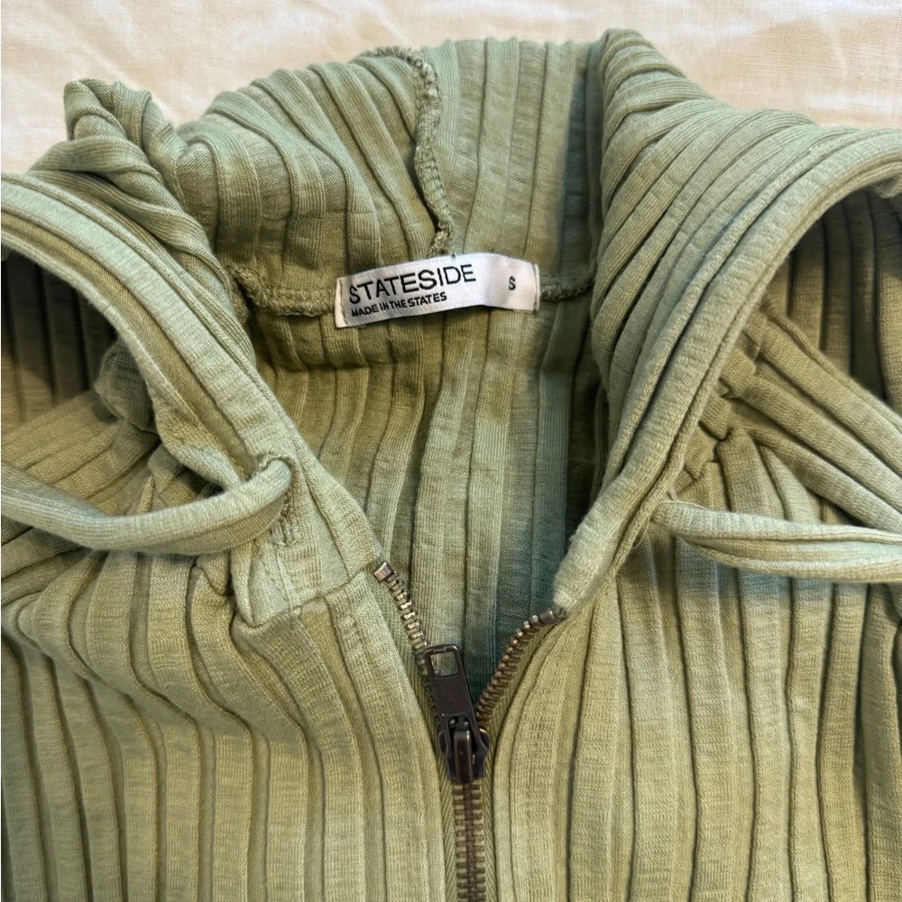 Stateside Ribbed Hoodie - Picture 2 of 2